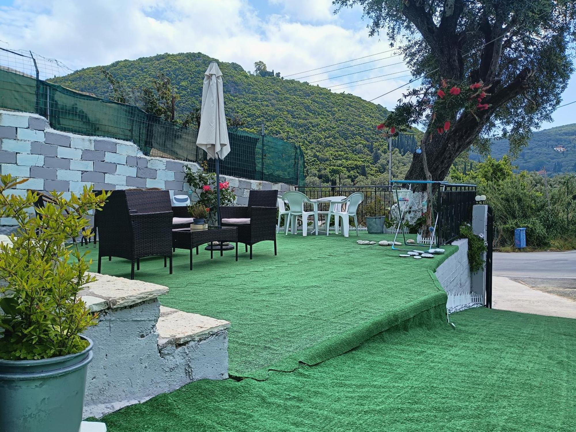 Aggelikas Appartement *